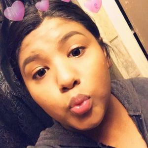 Meet your Posher, Neyda